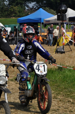 052 10h mofarennen winikon