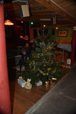 064 geburtstag und weihnachtsparty